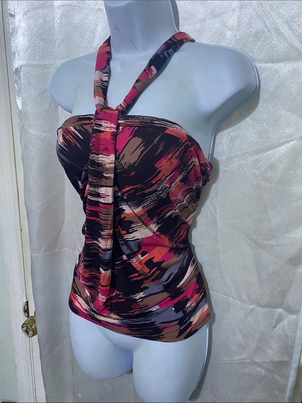 Y2K The Limited Multicolor Halter Camisole in Pink, Brown & Black Print